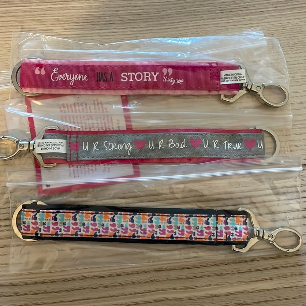 Thirty one gifts wristlet attachments. All three included.